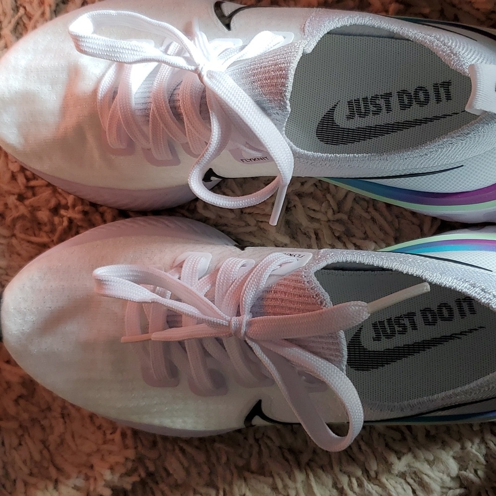 Womens nike size 6.5 epic react excellent condition